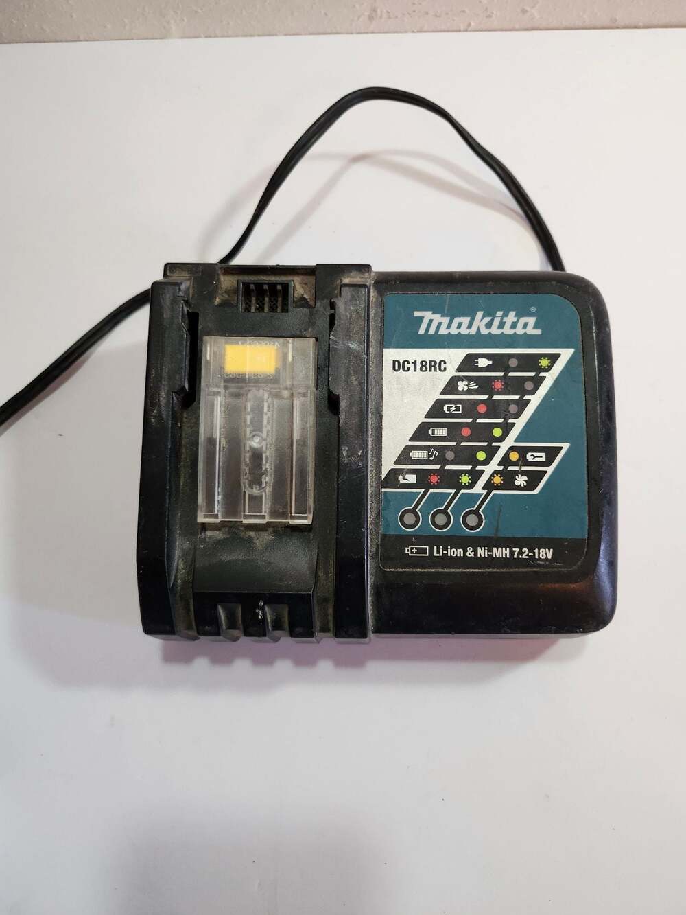 Makita DC18RC S Fast Charger 7.2V-18V Li-ion & Ni-MH